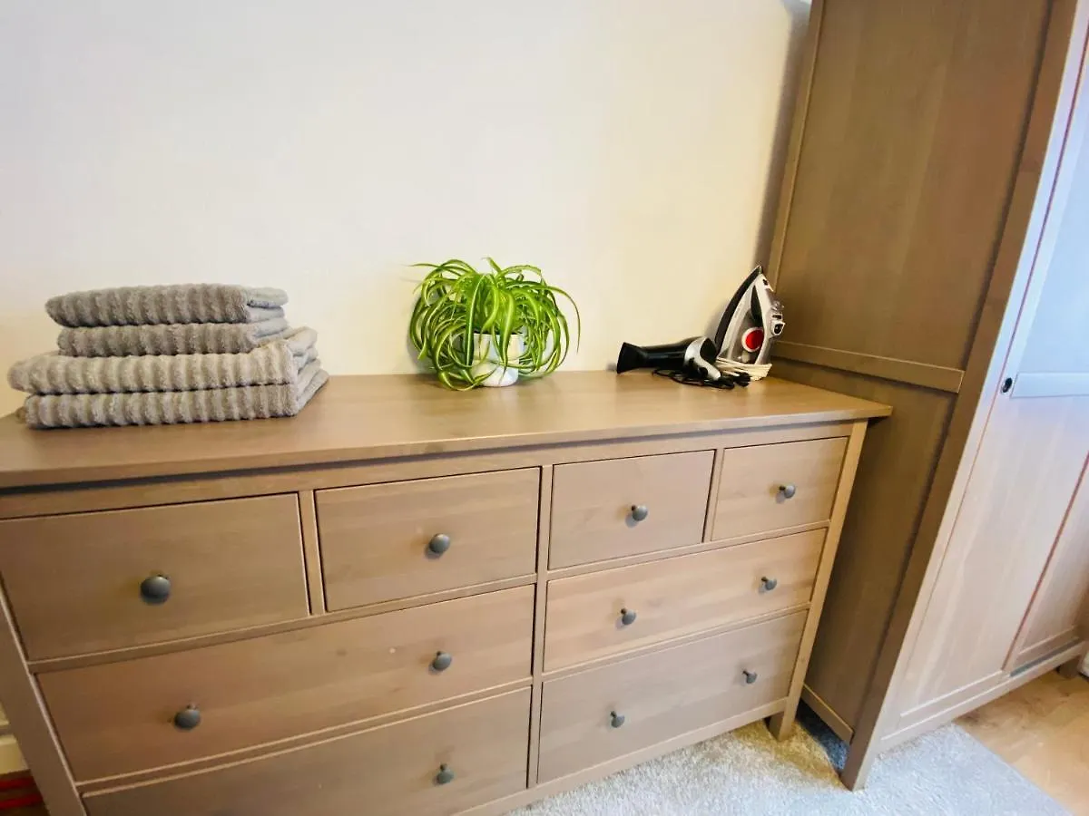 Apartment Exklusiv Moeblierte Wohnung In Besten Lage Stuttgart